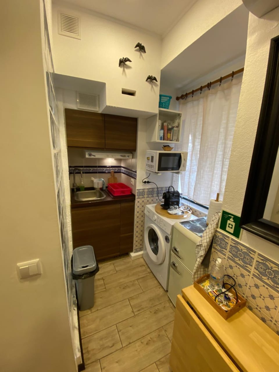 microwave, stove, washing machine, kitchen