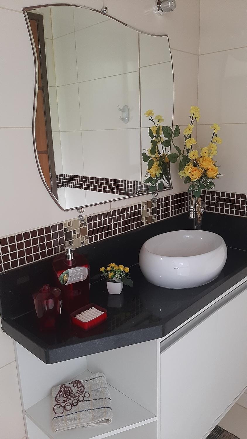 Super Prom Bem Localizado Orla Rio Vermelho- Barra 2 Quartos Ar Cond e Internet Apartment in Salvador