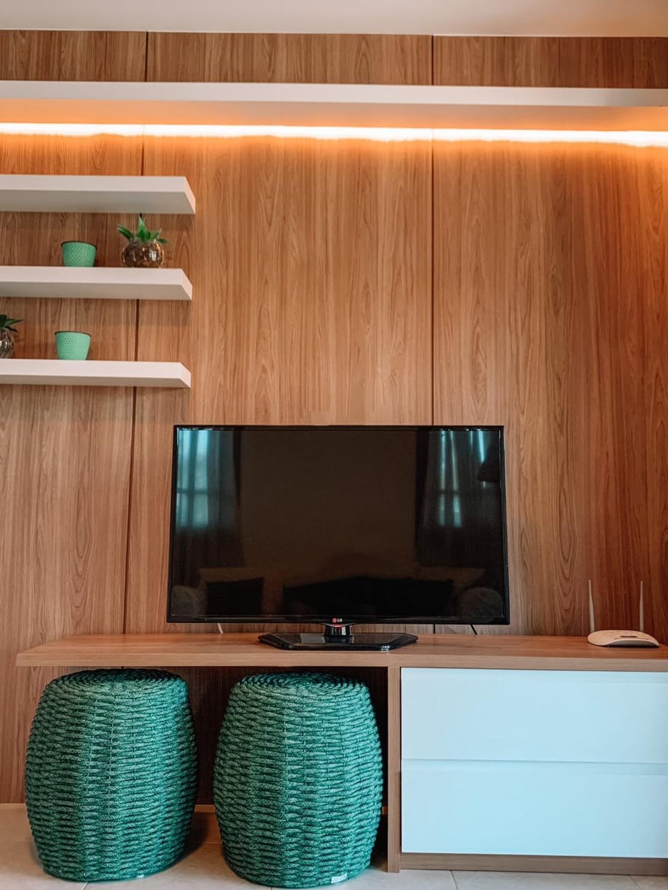Communal lounge/ TV room