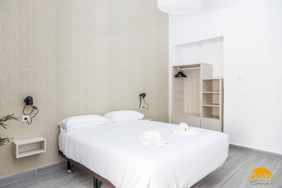 Bed, Photo of the whole room, Bedroom, towels, wardrobe