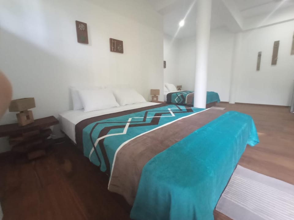 La Luciernaga Big Creek Bed and Breakfast in Bocas del Toro Province