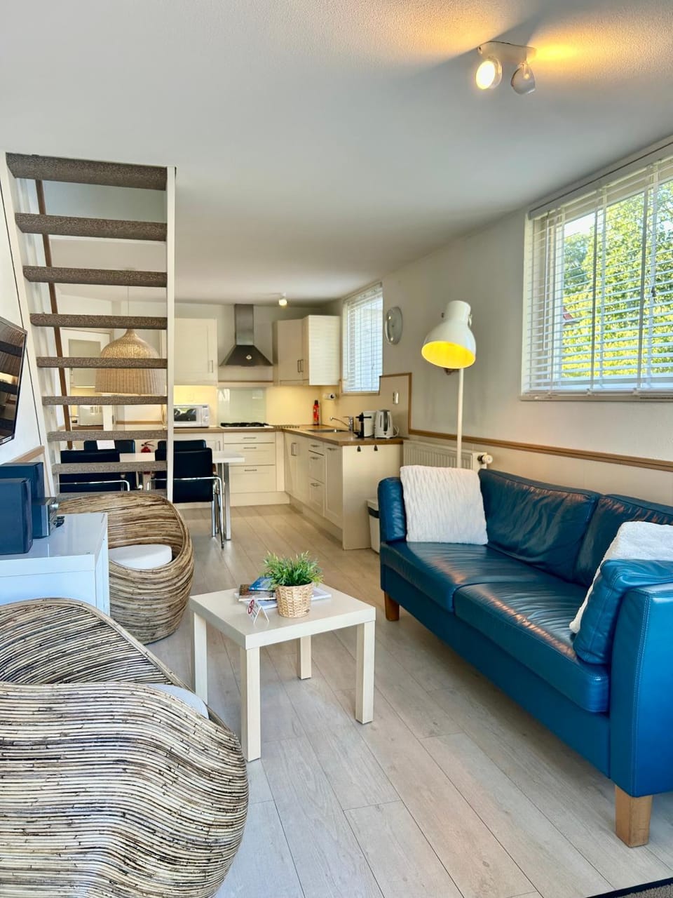 Kitchen or kitchenette, Living room, pet friendly