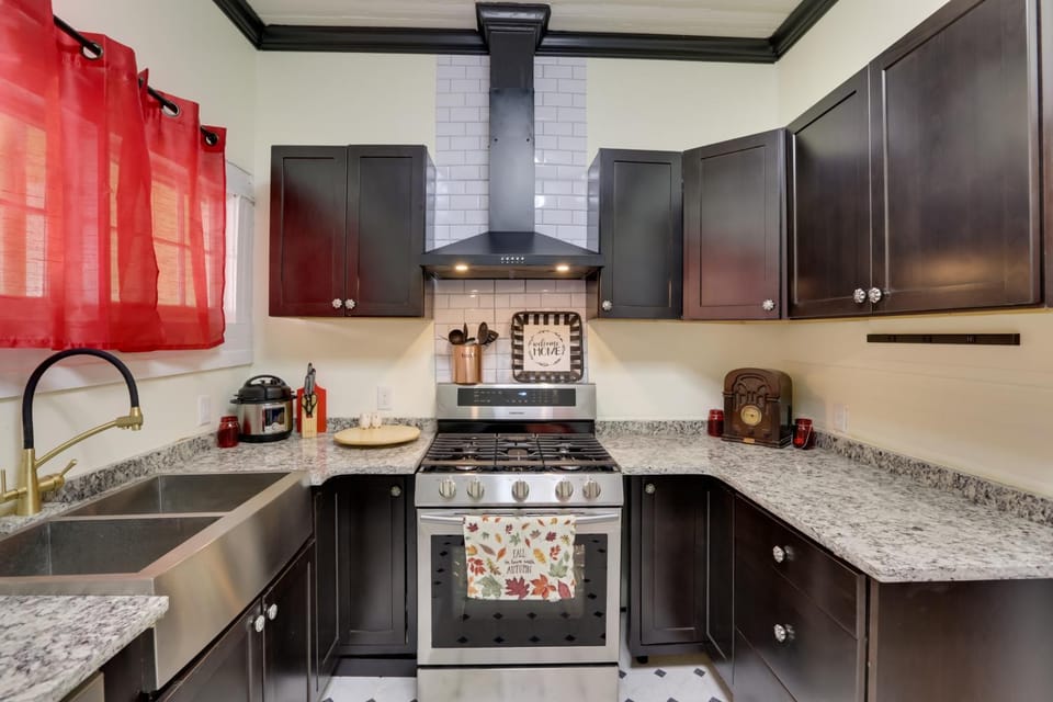 Thomasville Cottage Near The Big Oak & Downtown! House in Thomasville