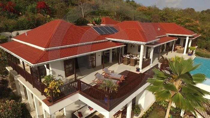 IJEOMA HOUSE Apartment in Caribbean