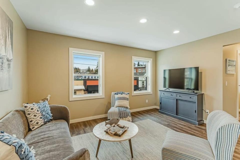 Front Street Suite Apartment in Poulsbo