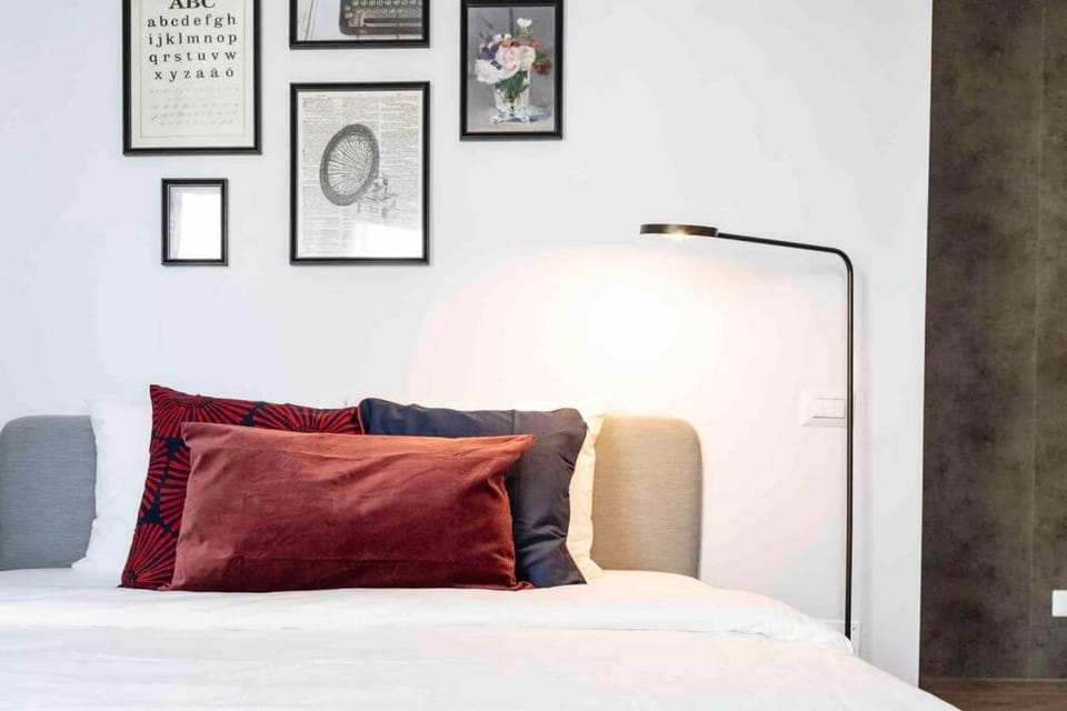 Beautiful Studio - Top Location - Netflix Apartment in Bucharest