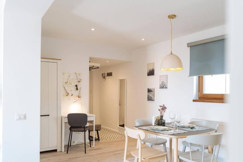 Sunny 2BR Flat - Old Town View Apartment in Bucharest
