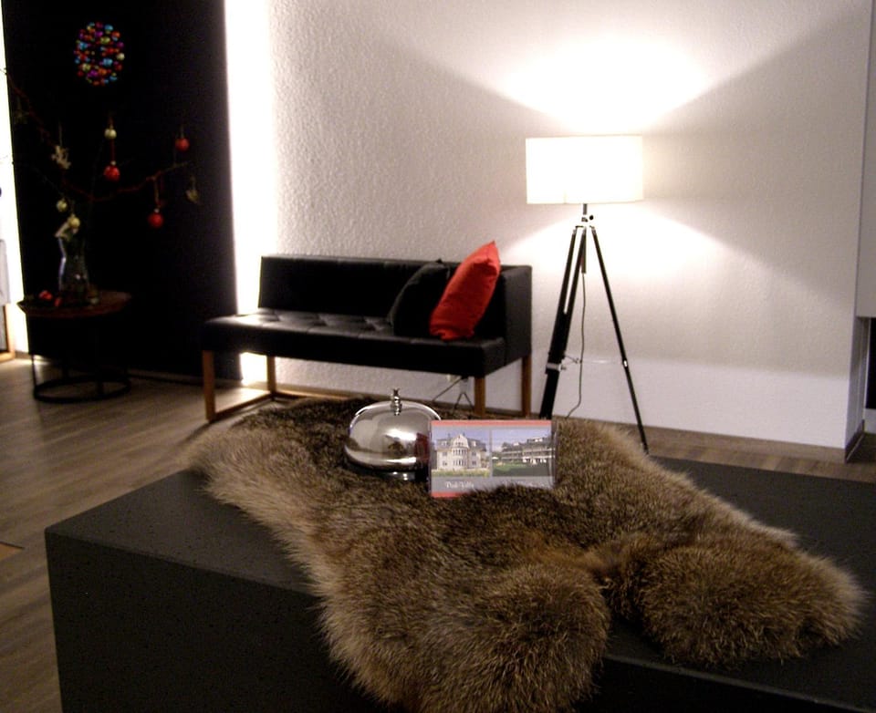 Lobby or reception, Internal: Not applicable to any particular room