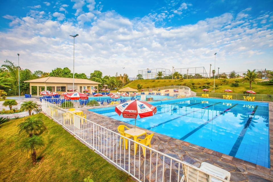 Golden Dolphin Express Oficial Hotel in State of Goiás