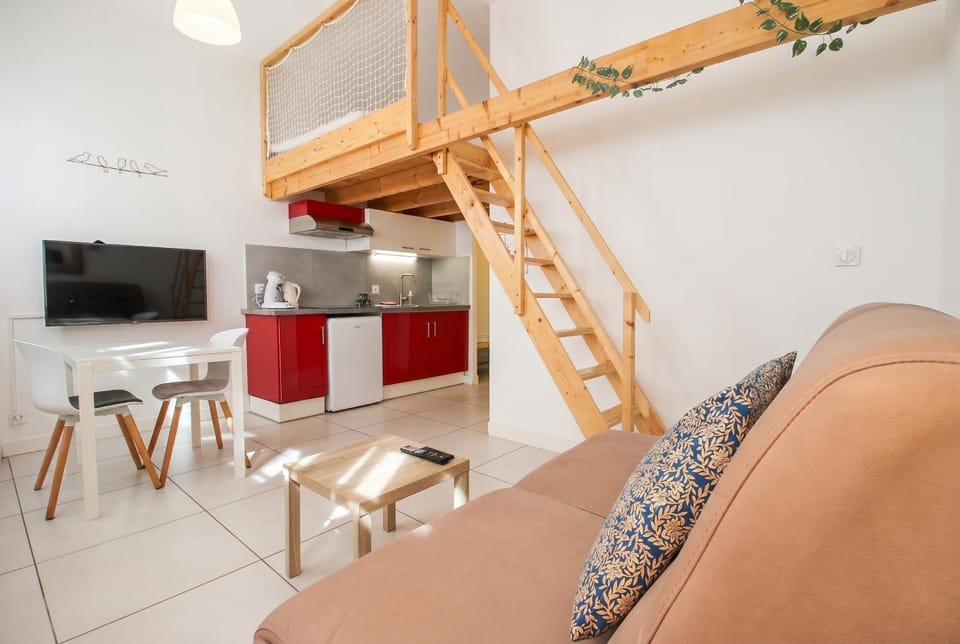 Living room, kitchen