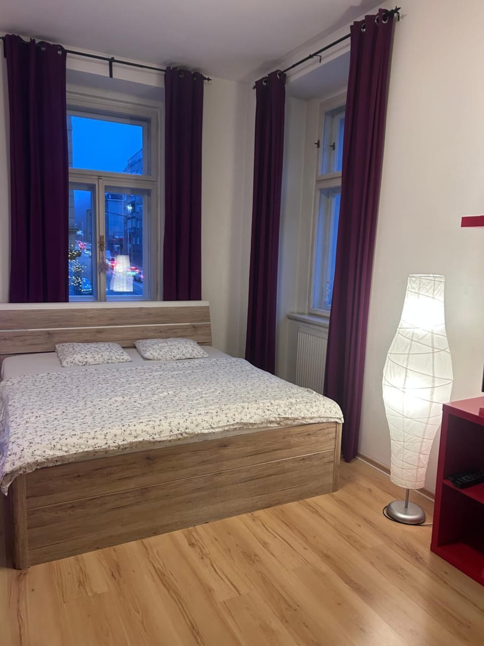 Just BE that´s enough!! Apartment in Prague