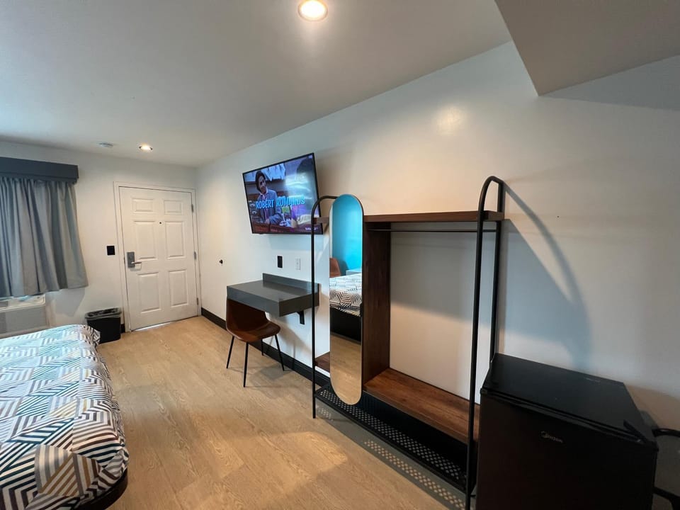 Arlo Motel near LAX, SoFi Stadium Hotel in Hawthorne