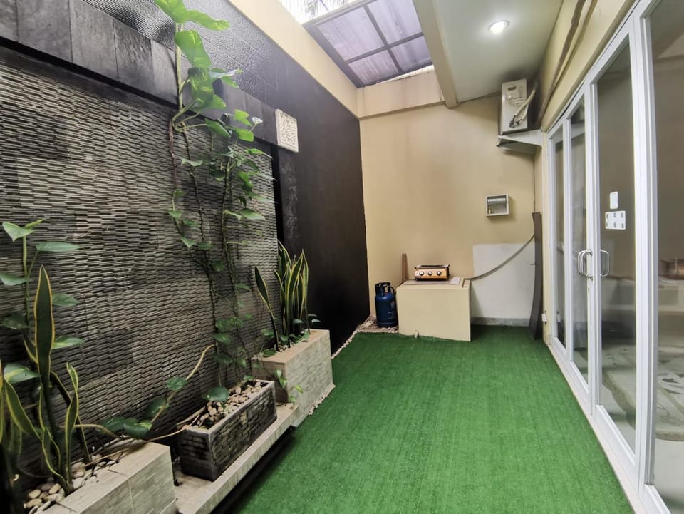 Platinum Setramurni Guest House Bandung 3BR House in Parongpong