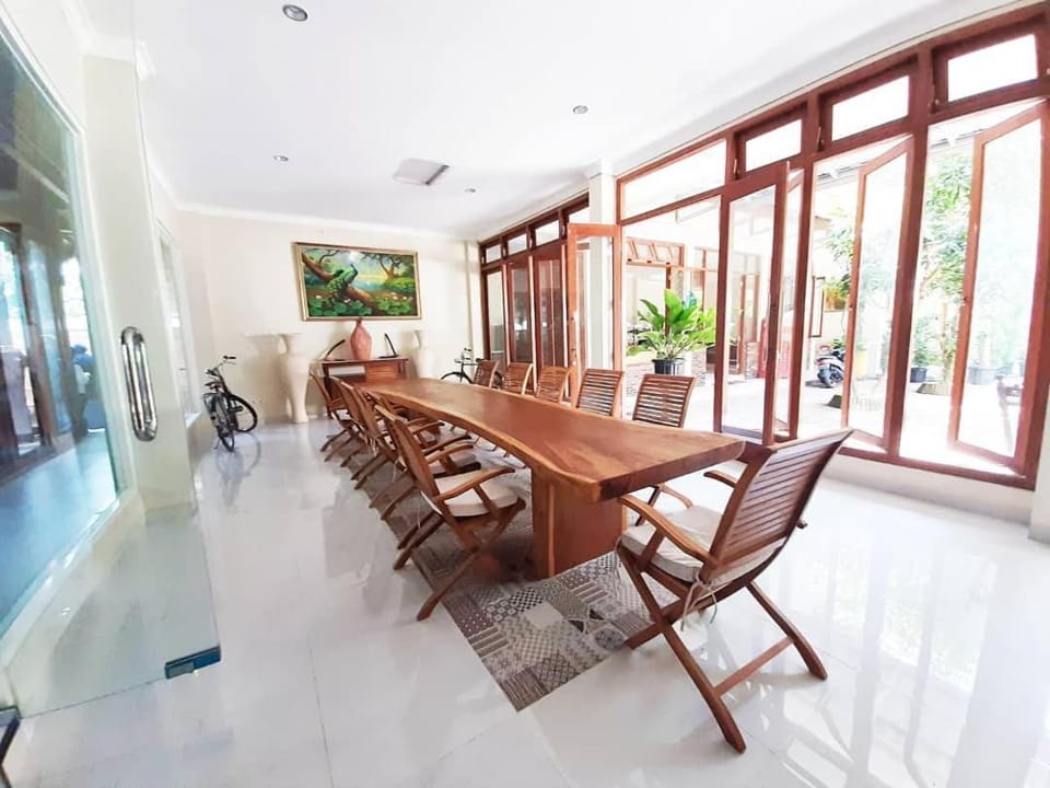 Meeting/conference room