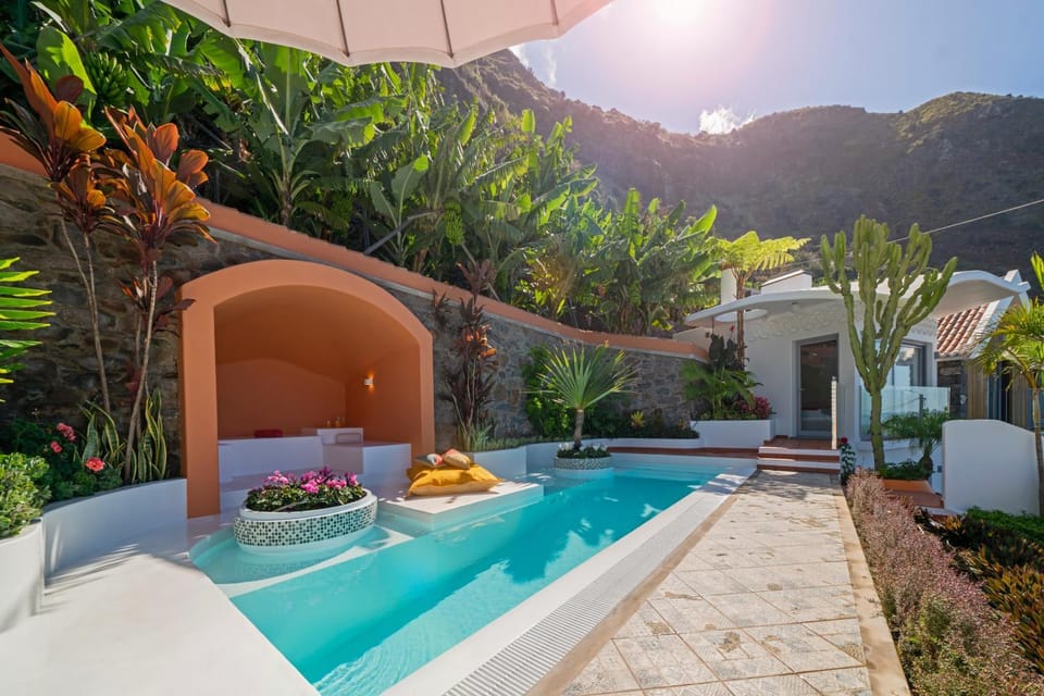 Property building, Patio, Garden, Other, Swimming pool