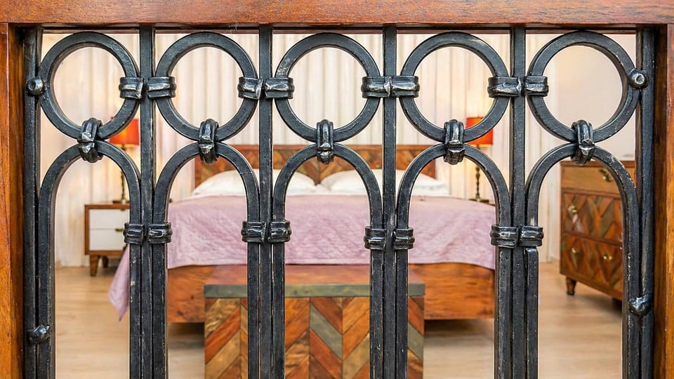 Bed, Photo of the whole room, Decorative detail, Bedroom