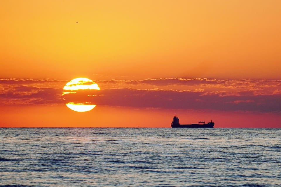 Neighbourhood, Natural landscape, Beach