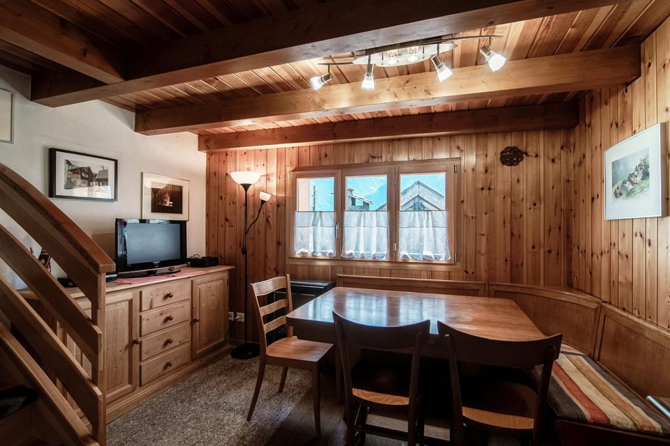 Baita dal Gat by Quokka 360 - modern wooden chalet in Faido Apartment in Canton of Ticino