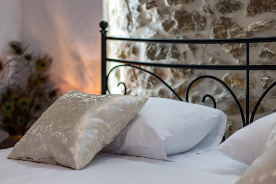 Decorative detail, Bedroom, Area and facilities