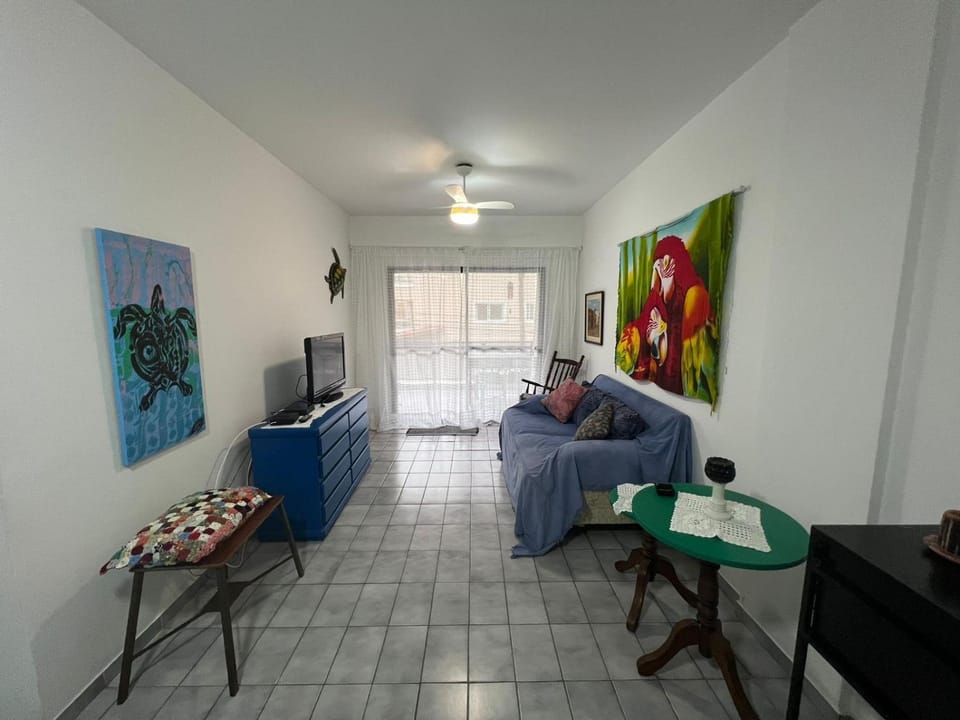 Communal lounge/ TV room, TV and multimedia, fireplace