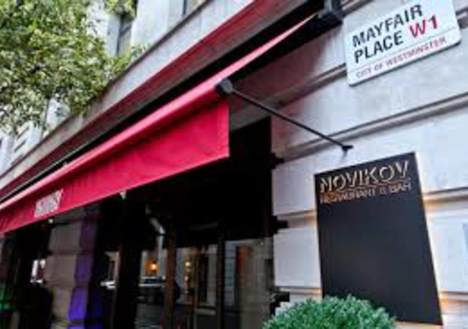 Nearby landmark, Restaurant/places to eat