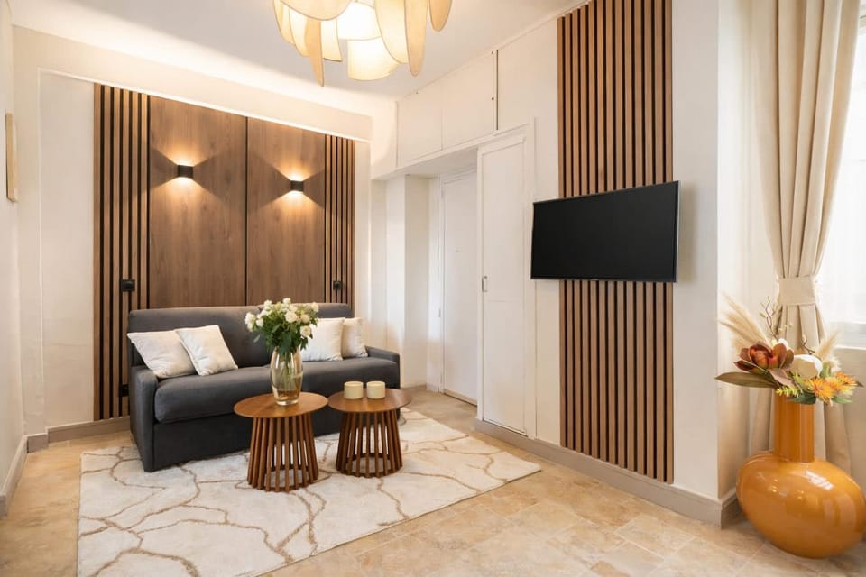 Communal lounge/ TV room, TV and multimedia, Living room, Seating area