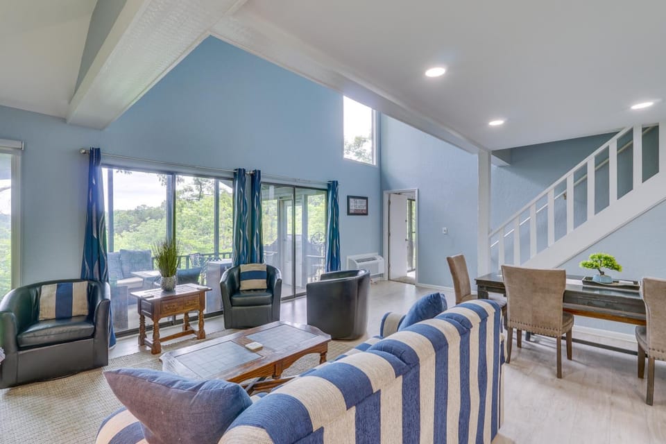 Group Friendly! Lake-View Margaritaville Retreat House in Lake of the Ozarks