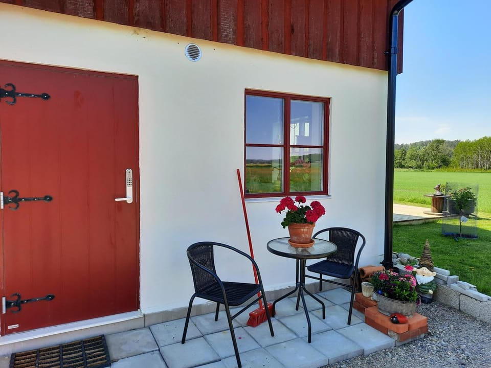 Gårdslägenhet nära Göteborg Apartment in Västra Götaland County