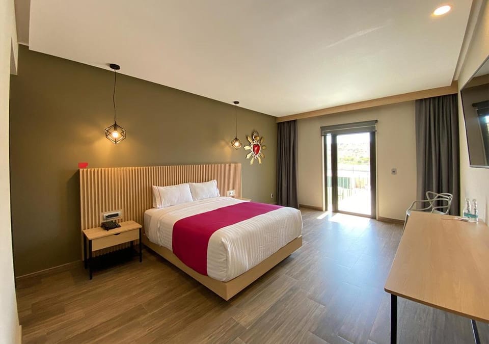 Bed, Bedroom, Sunrise
