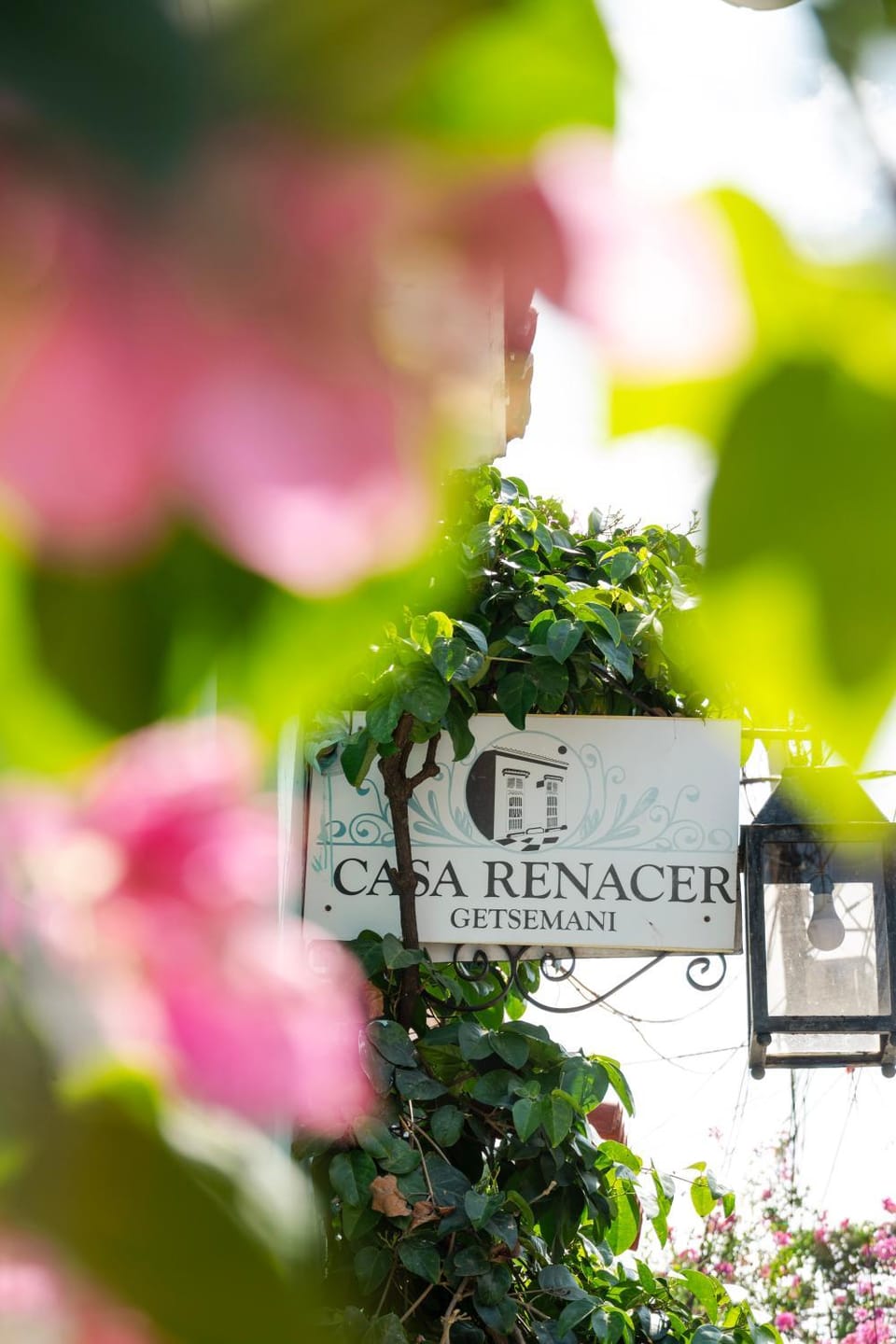 Facade/entrance, Logo/Certificate/Sign