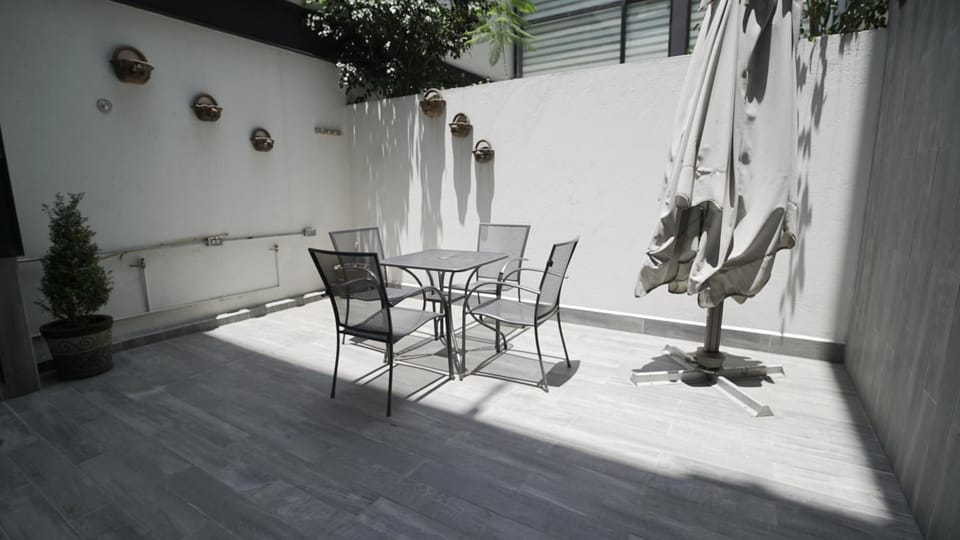 2 Bedroom Garden House Polanco Apartment in Mexico City