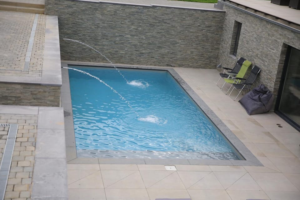 Durbuy House le Noyer Bed and Breakfast in Wallonia, Belgium