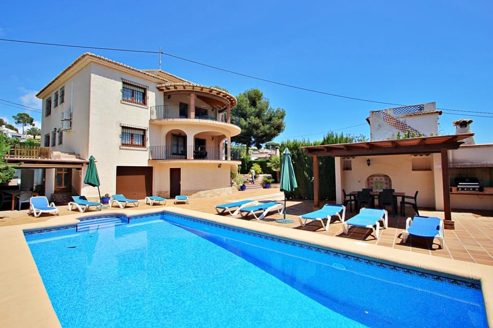 Emilia - holiday home with ocean view and private pool in Benissa Villa in Marina Alta