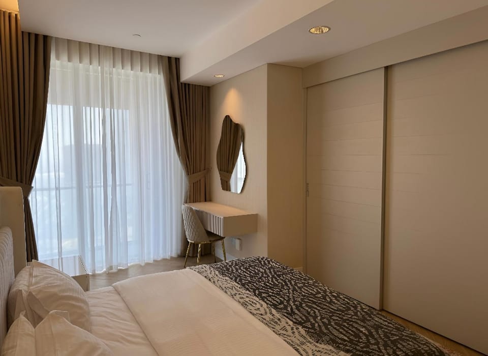 Fashion Avenue Dubai Mall-Burj Khalifa by The SHH Apartment in Dubai