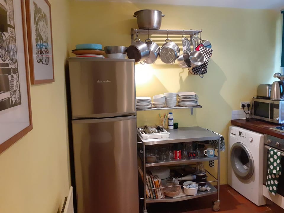 Lovely Central London Apt. with Garden and 3 bedrooms Apartment in London Borough of Southwark