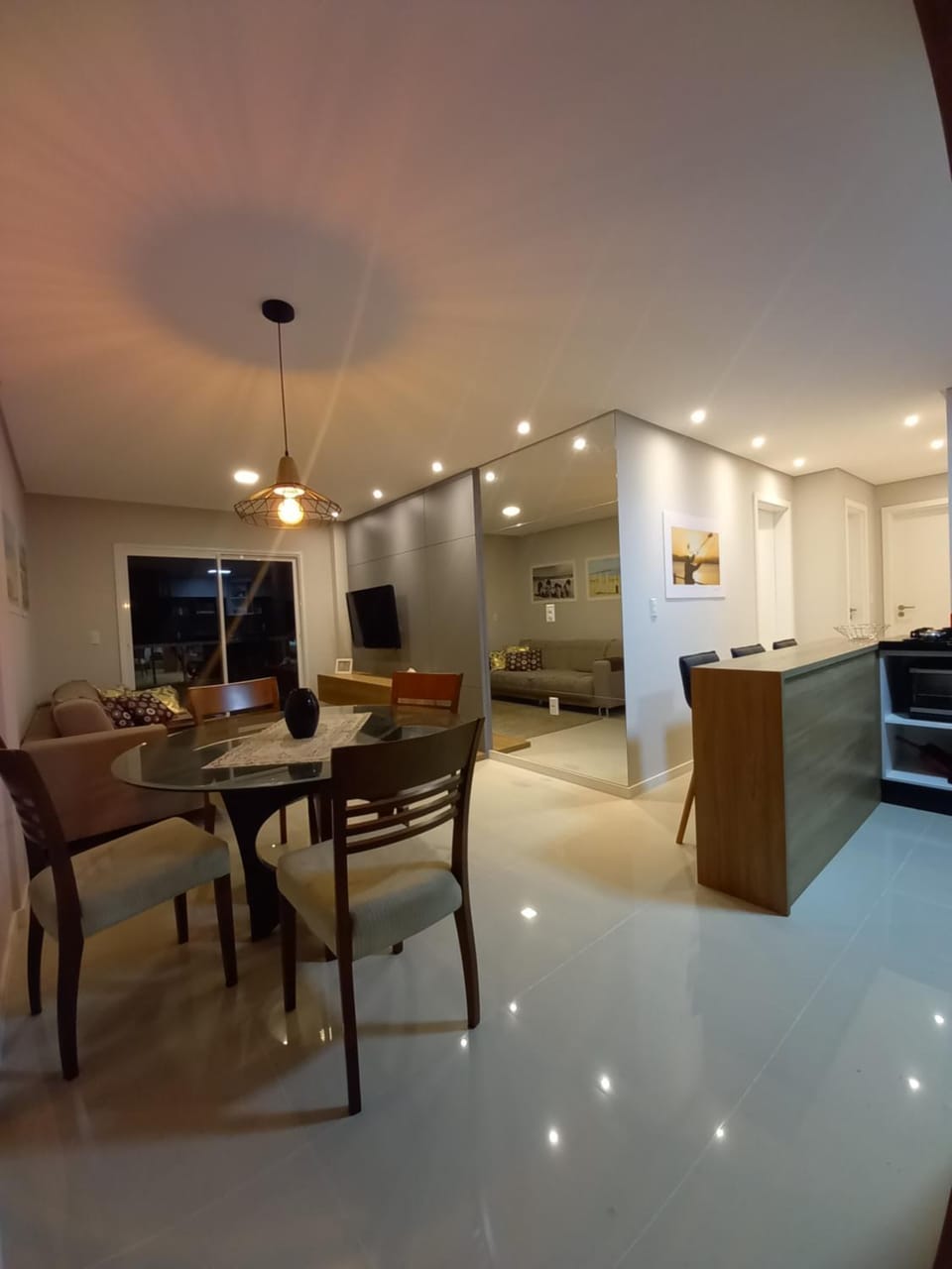 TV and multimedia, Seating area