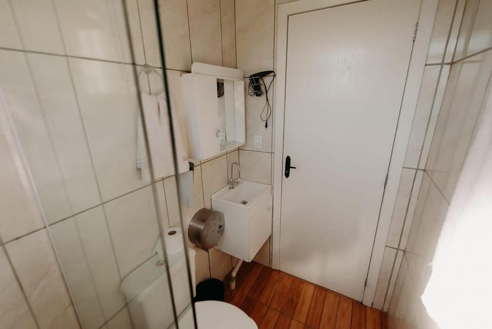 Shower, Bathroom, towels