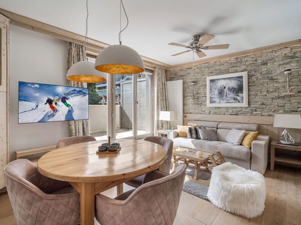 Appartement moderne centre Courchevel avec parking et wifi - FR-1-562-14 Apartment in Saint-Bon-Tarentaise