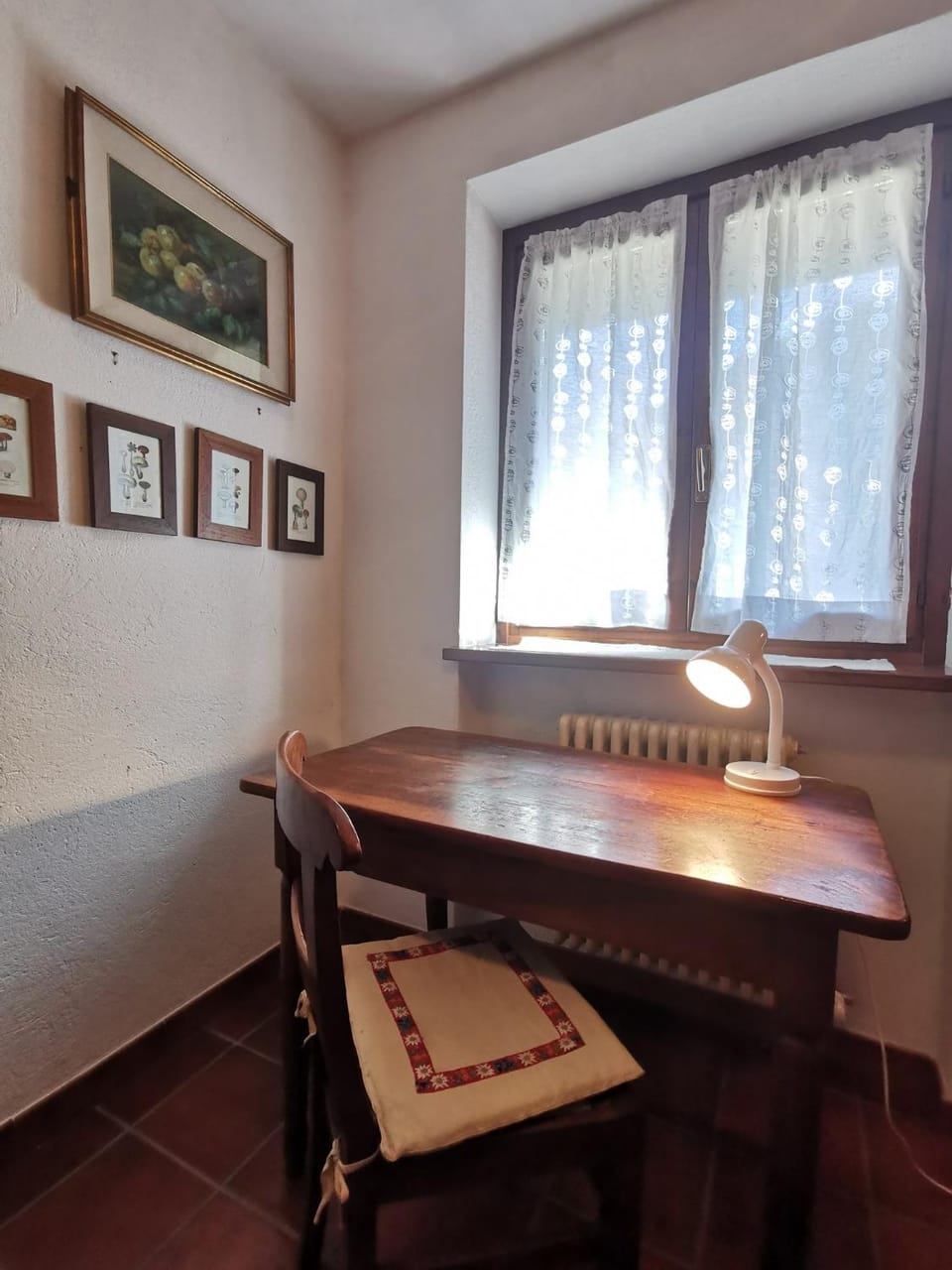 Seating area, Bedroom