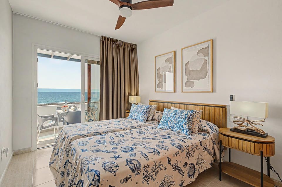 Living room, Bedroom