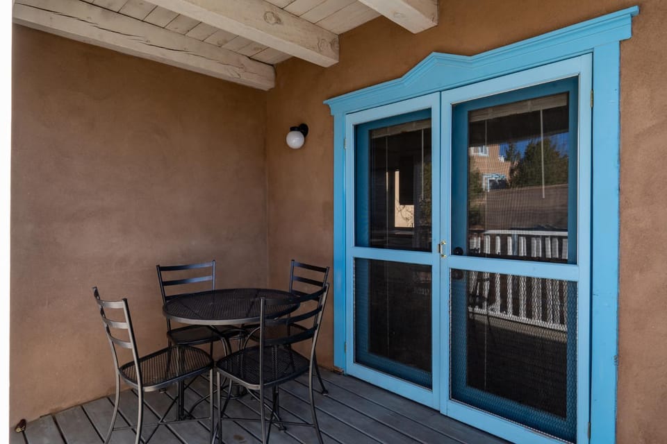 Patio, Seating area