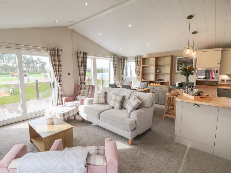 Sea Holly Lodge House in England