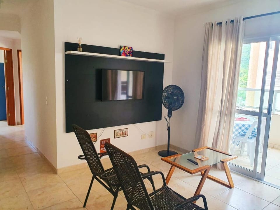 Lindo apto com 3 quartos, apenas 1 quadra da praia das Toninhas Apartment in State of São Paulo