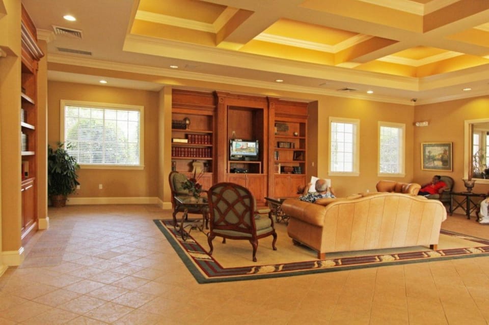Communal lounge/ TV room, Seating area