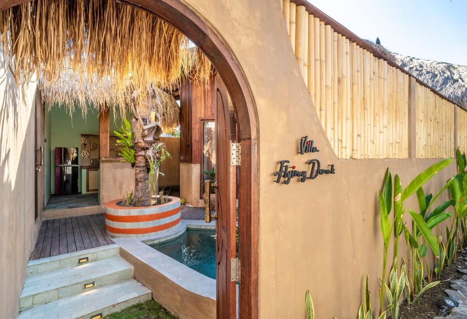 Facade/entrance, Pool view, kitchen