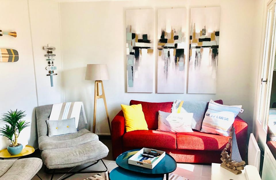 Living room, Seating area
