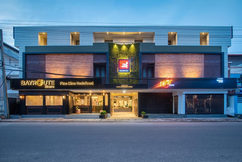 Property building, Facade/entrance