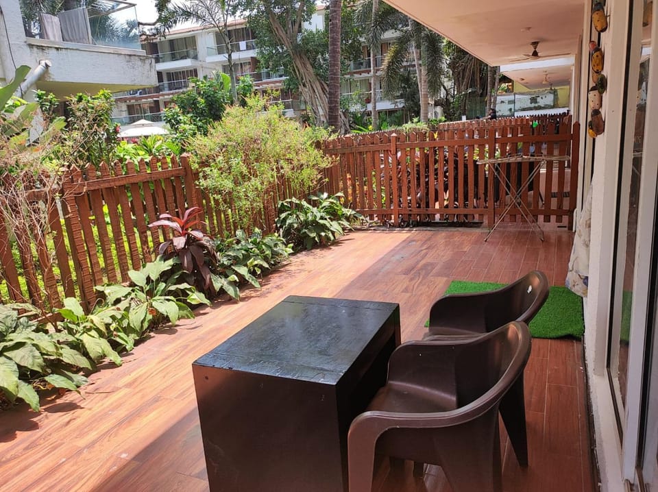 Patio, Garden