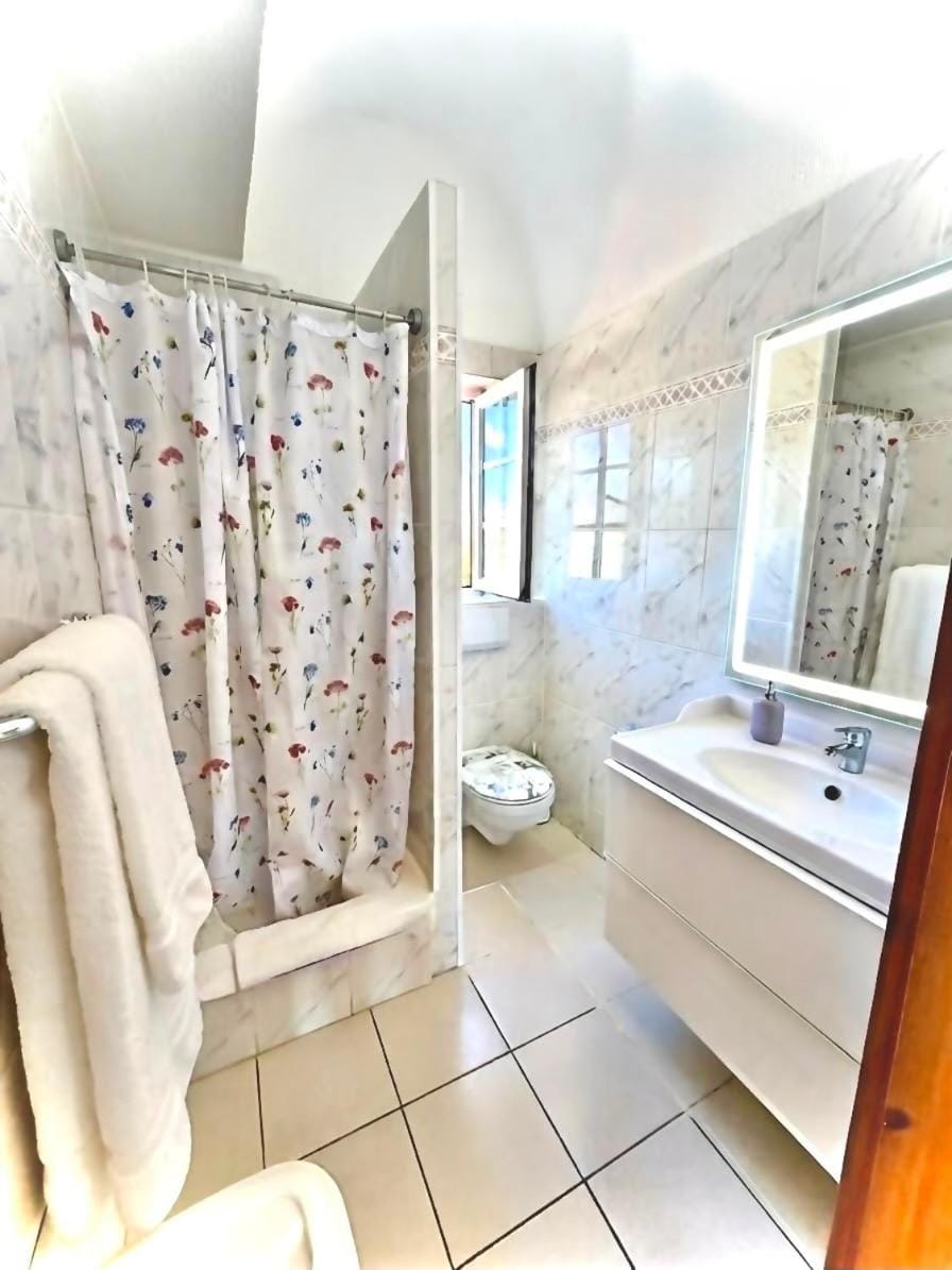 Shower, Bathroom, Bath