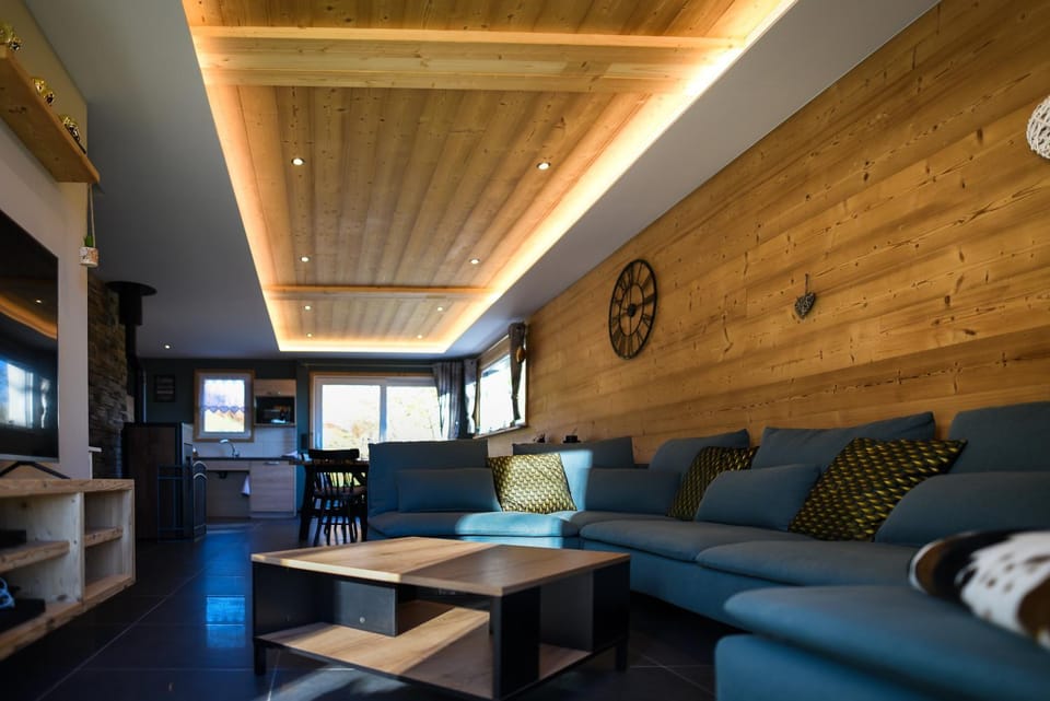 Le Domaine d'Emma : Le Golden Chalet in Vosges